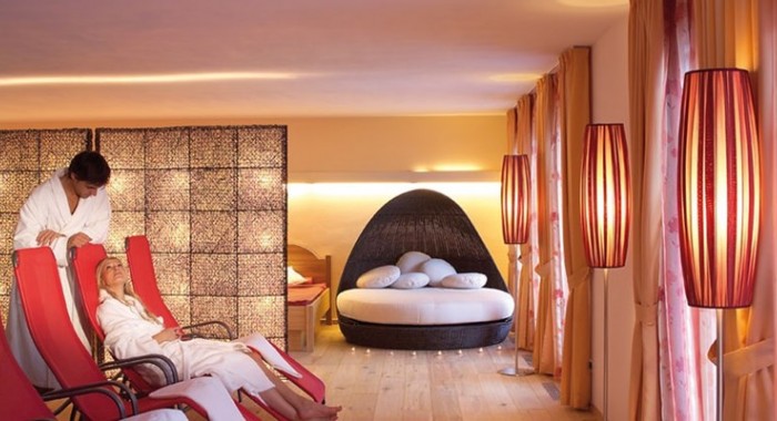 Hotel Mezdi, La Villa & Corvara ski chalet, image 6